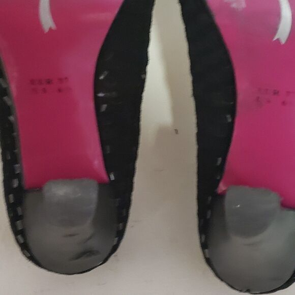 Poetic License of London Black rosette maryjane sz 6.5 Preowned - Picture 5 of 11